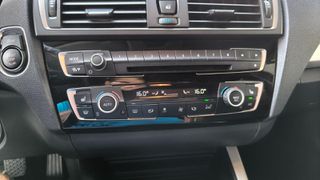 Bmw 118 2016 118i Advantage LCI facelift-thumb-18