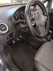 Opel Corsa 2013-thumb-11