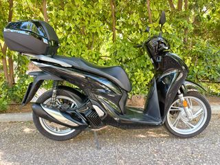 Honda SH 150i 2023