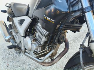Honda CBF 250 2005-thumb-1