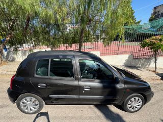 Renault Clio 2002-thumb-3