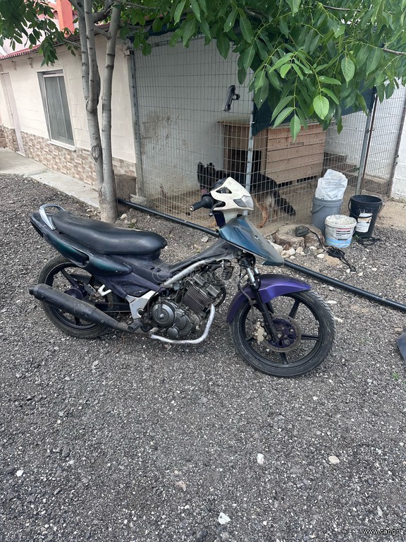 Suzuki XF 650 2000