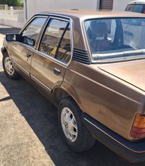 Opel Ascona 1984 Luxus-thumb-4