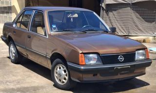 Opel Ascona 1984 Luxus-thumb-11