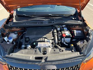Peugeot 2008 2022 GT LINE-thumb-3