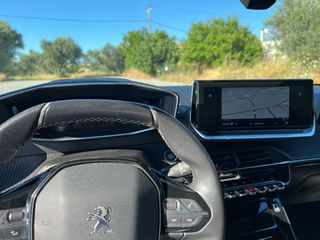 Peugeot 2008 2022 GT LINE-thumb-7