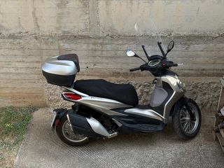 Piaggio Beverly 400 2022 ΛΙΓΑ ΧΙΛΙΟΜΕΤΡΑ ΙΔΙΩΤΗΣ-thumb-2