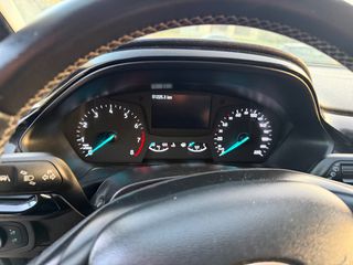 Ford Fiesta 2019-thumb-15