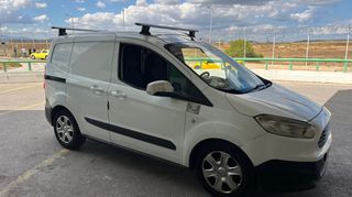 Ford Courier 2018