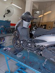 Piaggio Beverly 400 2025-thumb-6