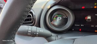 Toyota Yaris 2022 HYBRID 2022 23.000  XLM-thumb-17