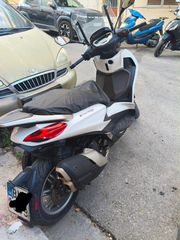 Piaggio Beverly 400 2021-thumb-3