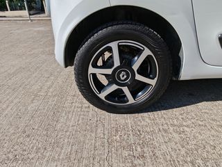 Renault Twingo 2018-thumb-9