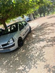 Renault Clio 2001-thumb-1
