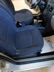 Renault Clio 2001-thumb-8