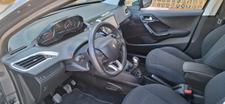 Peugeot 208 2018 *** S T Y L E ***-thumb-14