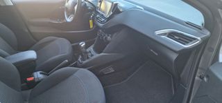 Peugeot 208 2018 *** S T Y L E ***-thumb-35