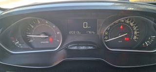 Peugeot 208 2018 *** S T Y L E ***-thumb-26