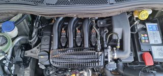 Peugeot 208 2018 *** S T Y L E ***-thumb-29