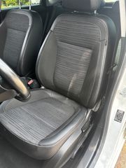 Opel Astra 2015-thumb-10
