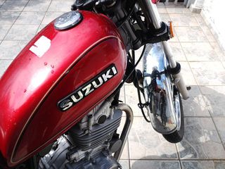 Suzuki GN 250 1998-thumb-2