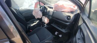 Toyota Yaris 2019-thumb-6