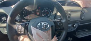 Toyota Yaris 2019-thumb-9