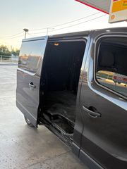 Renault Trafic 2017-thumb-2