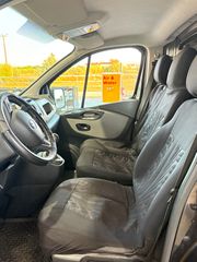 Renault Trafic 2017-thumb-5