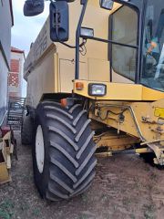 Αλωνιστική Μηχανή New Holland 2020 ΤF 78