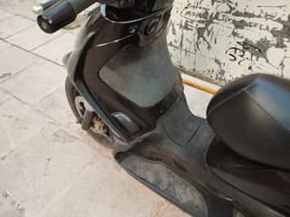 Piaggio Beverly 500 Cruiser 2004-thumb-3