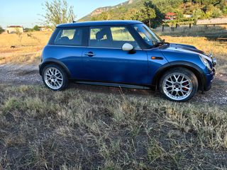 Mini Cooper 2005 one d-thumb-4