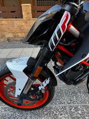 KTM 390 Duke 2019-thumb-2