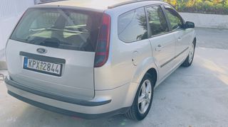 Ford Focus 2006-thumb-1