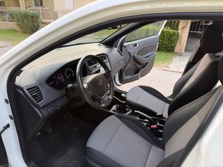 Hyundai i 20 2018 1.2 YES!-thumb-17