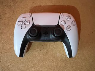 PlayStation 5-thumb-2