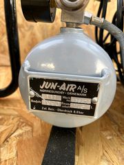 αθόρυβα κομπρεσέρ Jun air-thumb-1