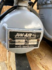 αθόρυβα κομπρεσέρ Jun air-thumb-10