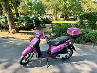 Piaggio Liberty 2010 Elle Limited Edition-thumb-2