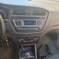 Hyundai i 20 2015 1.2 YES!-thumb-7