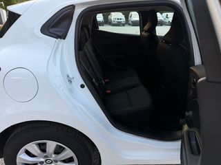 Renault Clio 2022 1.5 dCi 100hp Authentic-thumb-25