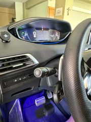 Peugeot 3008 2017 Luxury edition-thumb-27