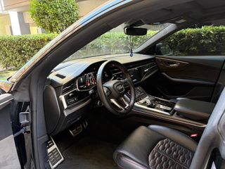 Audi RSQ8 2022-thumb-8