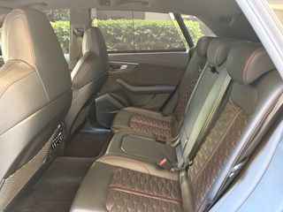 Audi RSQ8 2022-thumb-10