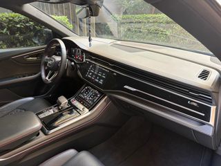 Audi RSQ8 2022-thumb-12
