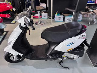 Piaggio ZIP 50 4T 2008-thumb-1