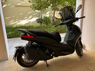 Piaggio Beverly 400 2025-thumb-2