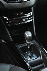 Peugeot 2008 2019 e-THP GT Line AUTOMATIC-thumb-2