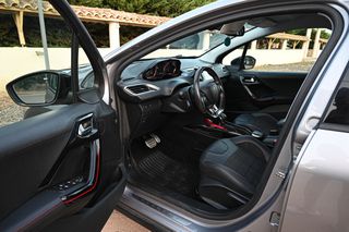 Peugeot 2008 2019 e-THP GT Line AUTOMATIC-thumb-8