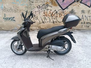 Honda SH 150i 2012-thumb-1